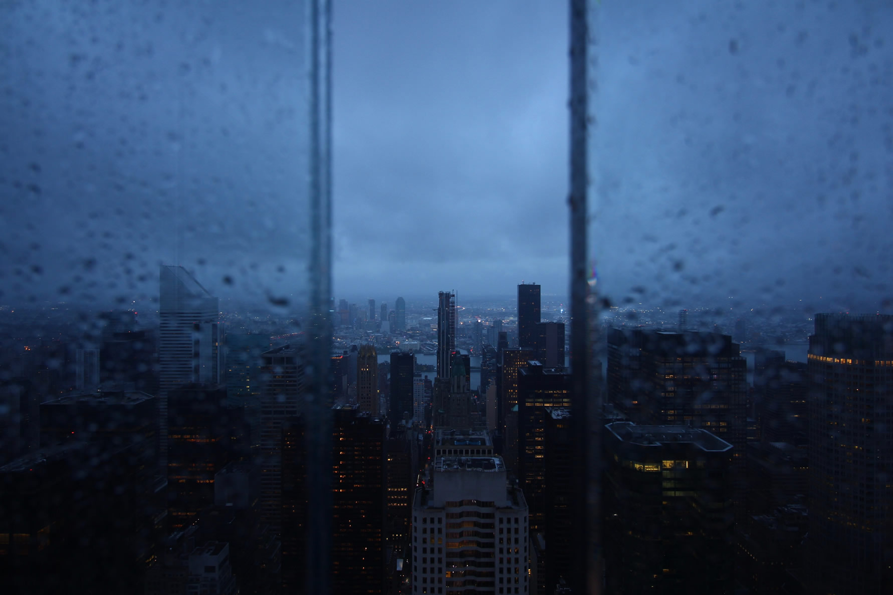 下雨天纽约交通iPhone 6 Plus高清壁纸,图片 - IOS桌面
