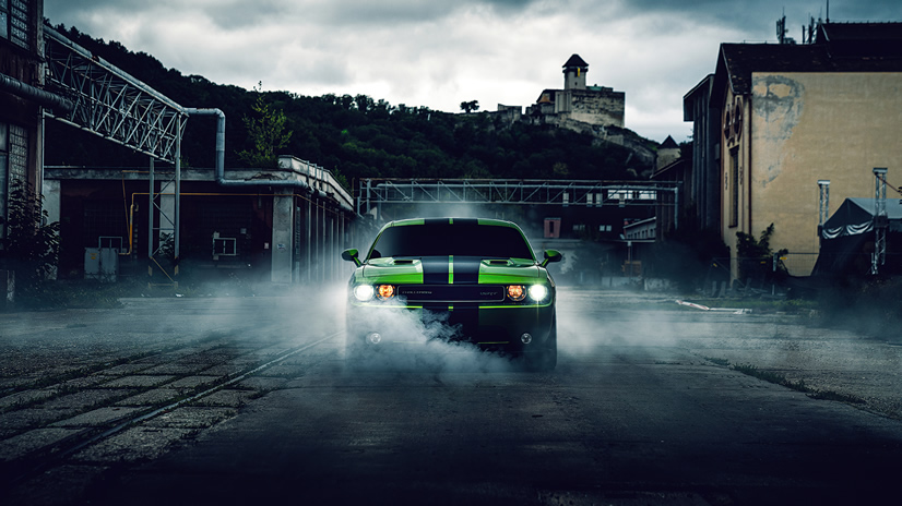 green-dodge-challenger-4k-2020-hz-3840x2160 - 副本.jpg